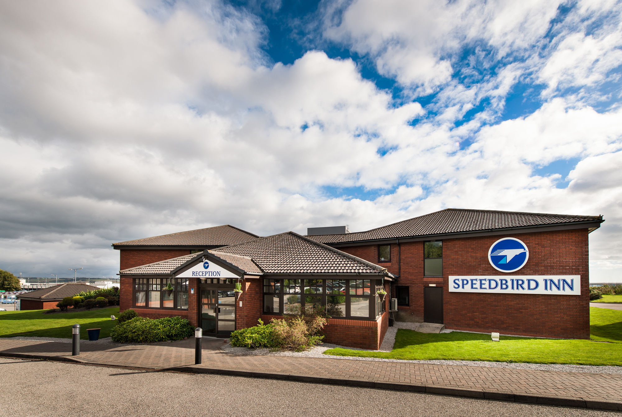 Leonardo Inn Aberdeen Airport Dyce Eksteriør billede